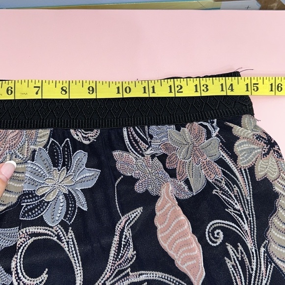 Lavish Sheer Maxi Skirt - Picture 9 of 10